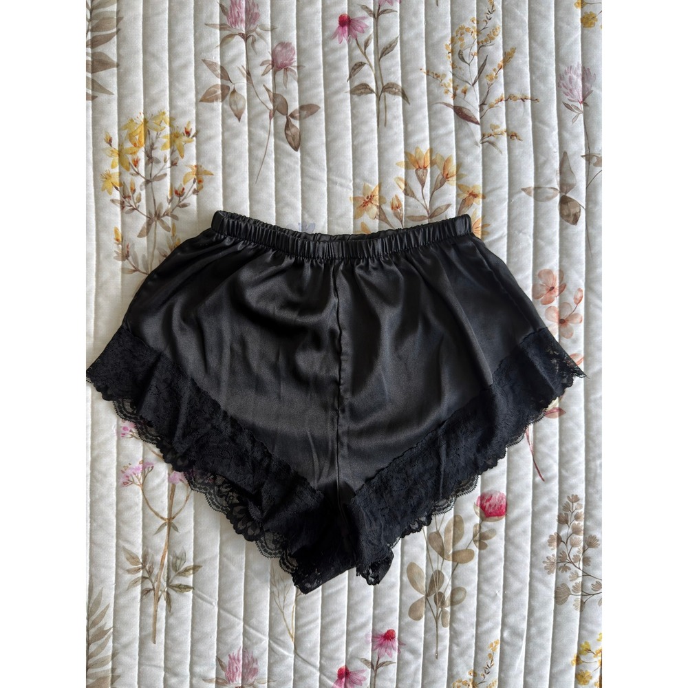 Silky Satin Lace Trim Tap Shorts Coquette Dollette Sleep Womens Black XS - Picture 1 of 4